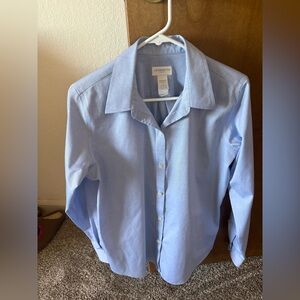 Women’s no iron blue blouse. Worn twice. Like new!